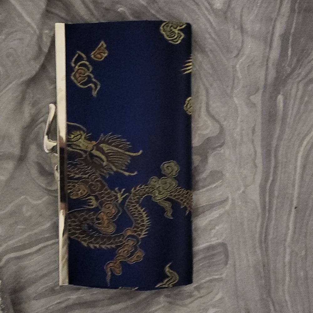 Silky Chinese Print embroidered Clutch